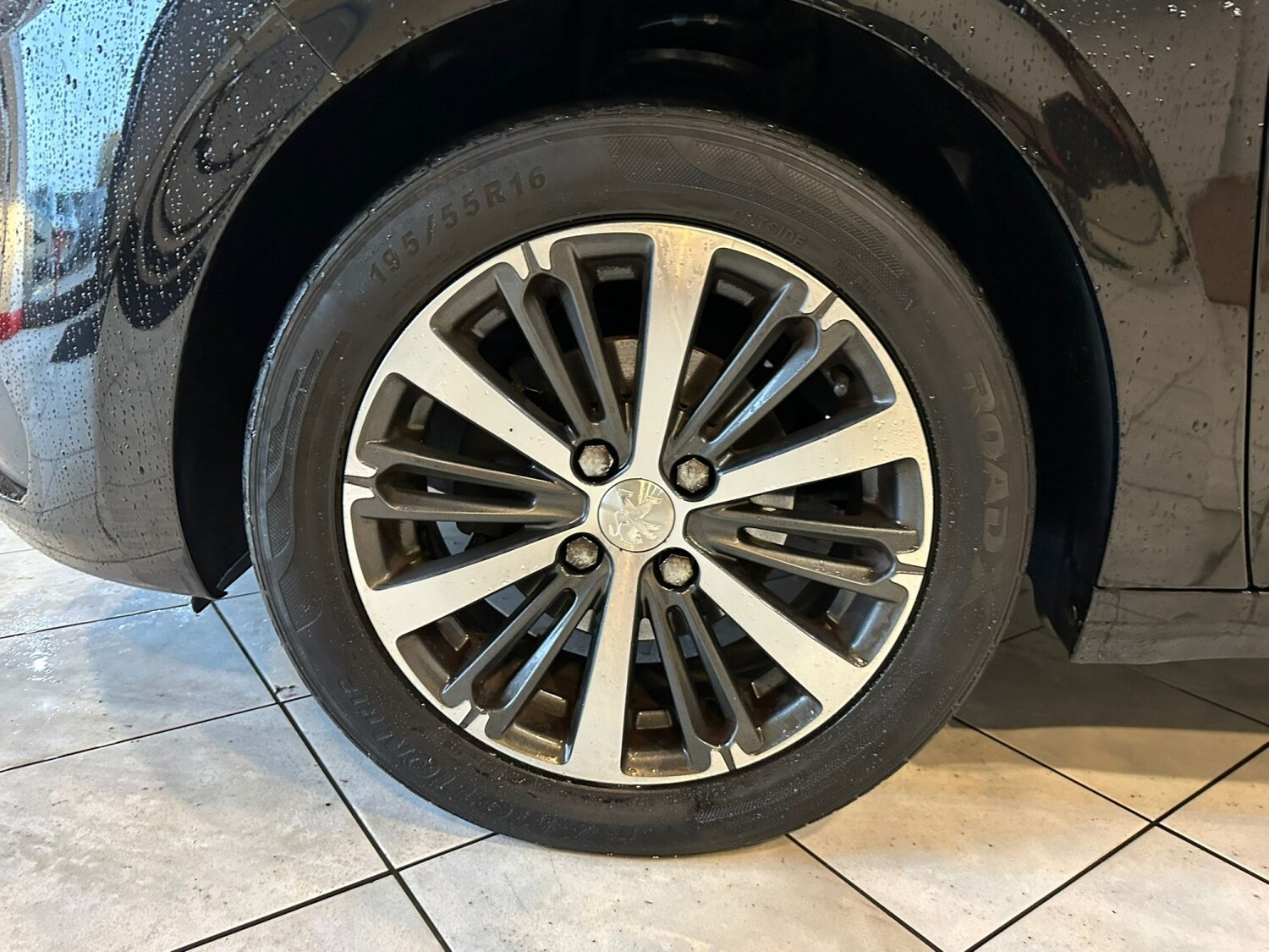 Used Peugeot 208 2018 for sale - 77541382: Photo 11