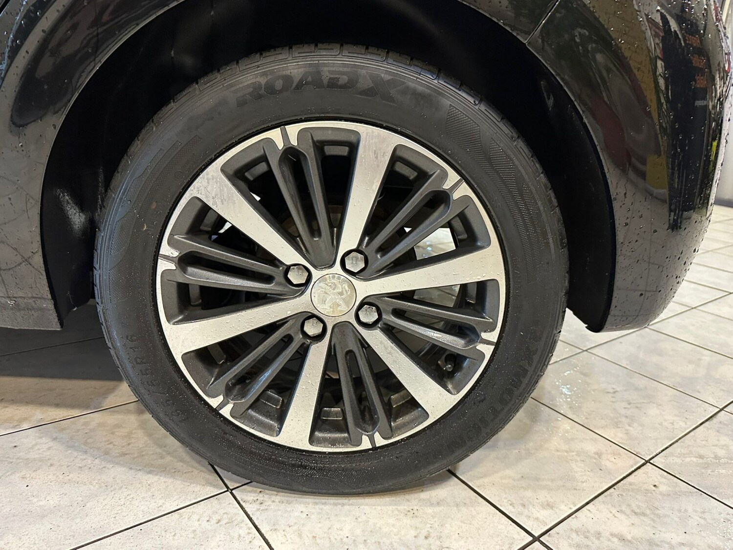 Used Peugeot 208 2018 for sale - 77541382: Photo 12