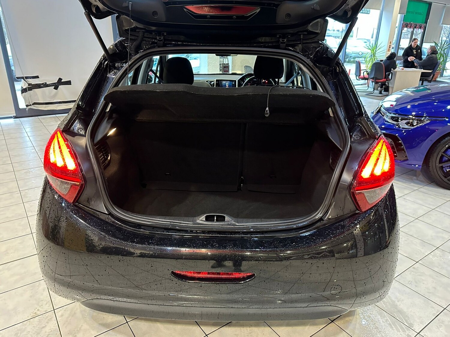 Used Peugeot 208 2018 for sale - 77541382: Photo 13