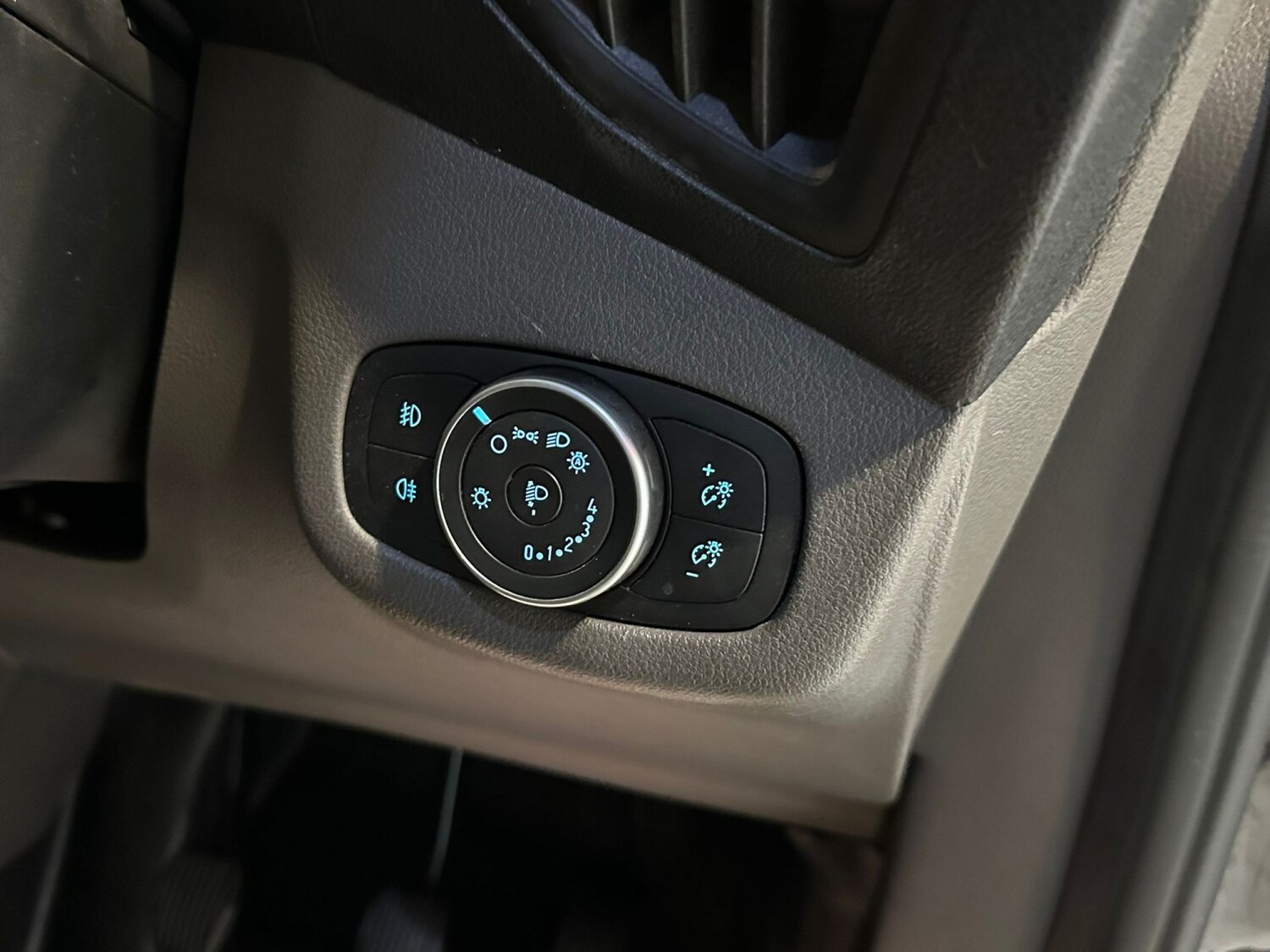 Used Ford Transit Connect 2019 for sale - 78182807: Photo 14