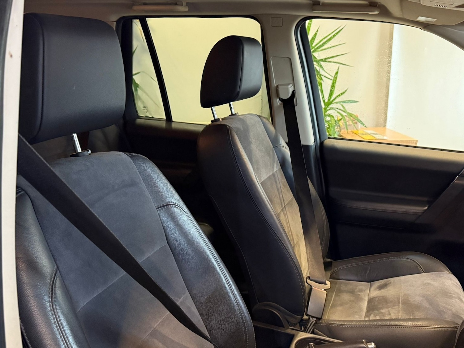 Used Land Rover Freelander 2011 for sale - 77567461: Photo 16