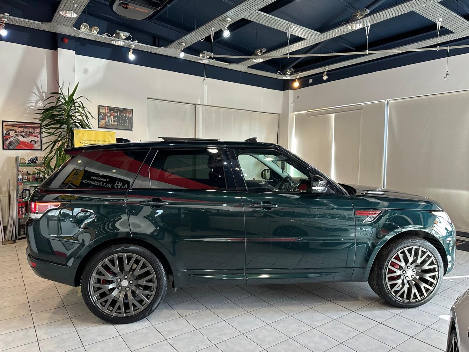 Used Land Rover Range Rover Sport 2017 for sale - 77541389: Photo 16
