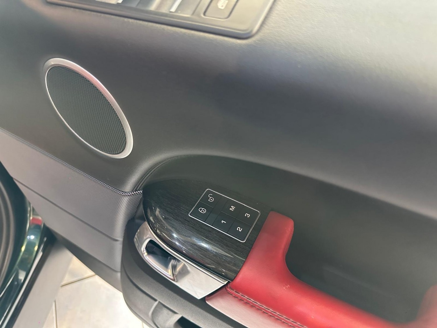 Used Land Rover Range Rover Sport 2017 for sale - 77541389: Photo 31