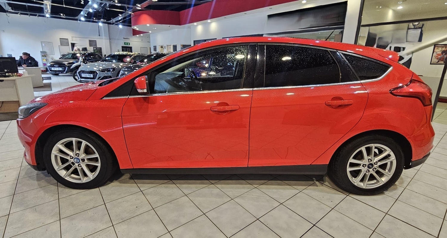 Used Ford Focus 2015 for sale - 77567469: Photo 6