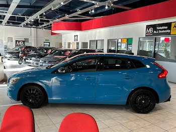 Used Volvo V40 2014 for sale - 78545797: Photo
