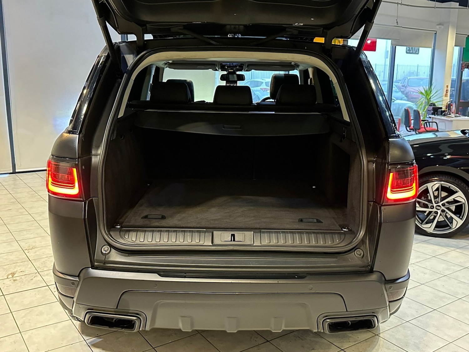 Used Land Rover Range Rover Sport 2014 for sale - 77572913: Photo 23