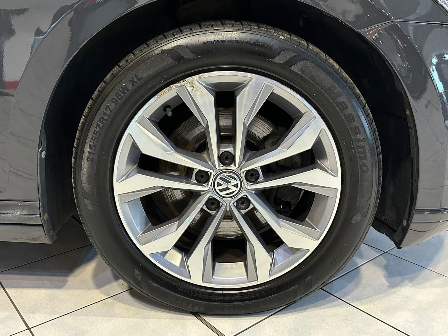 Used Volkswagen Passat 2017 for sale - 77541371: Photo 12