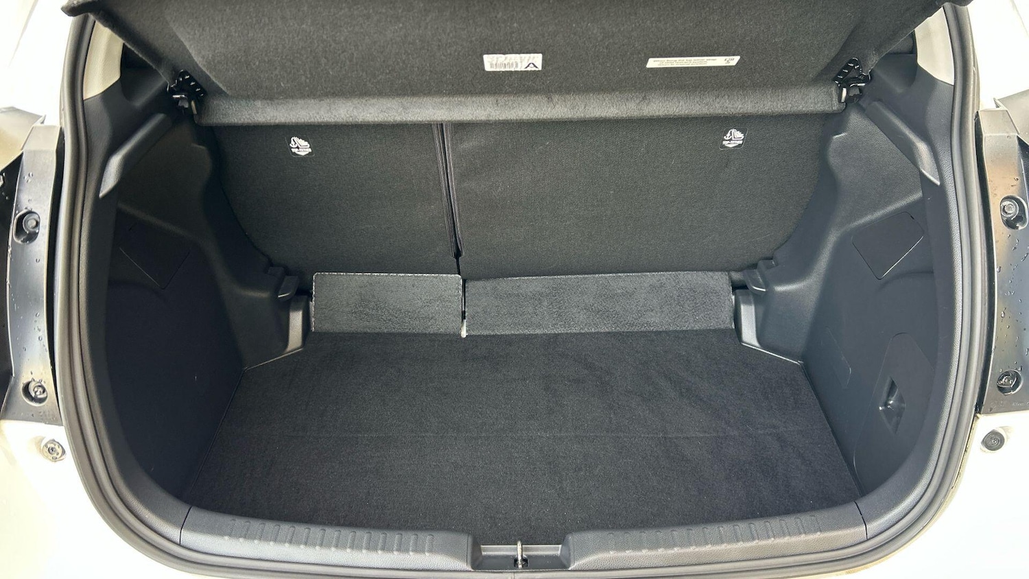 Used Toyota Yaris 2023 for sale - 76549394: Photo 20