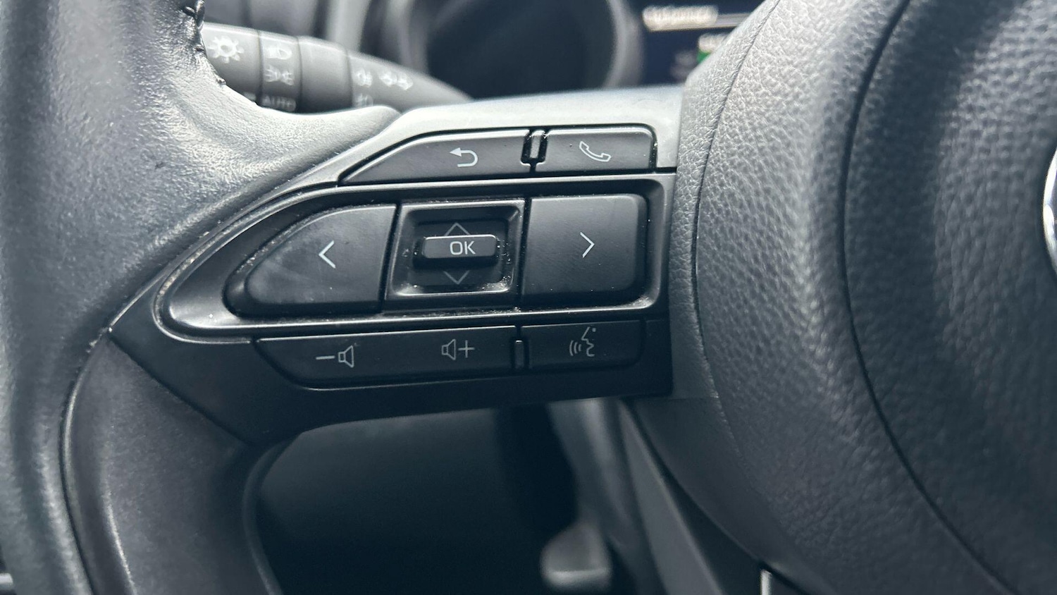 Used Toyota Yaris 2023 for sale - 77524717: Photo 33