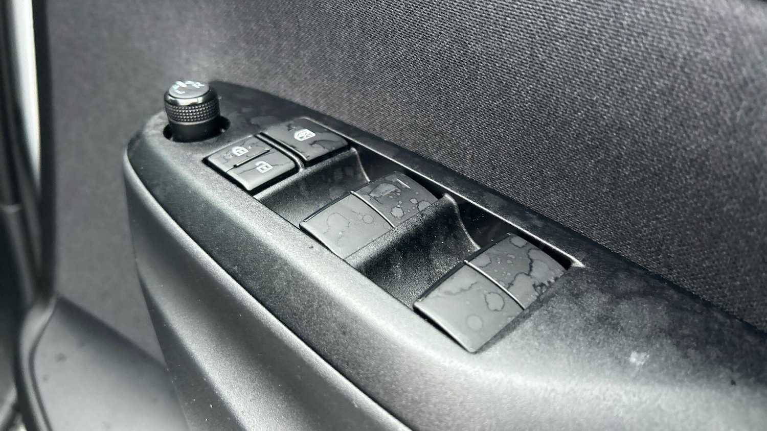 Used Toyota Yaris 2023 for sale - 77524717: Photo 36