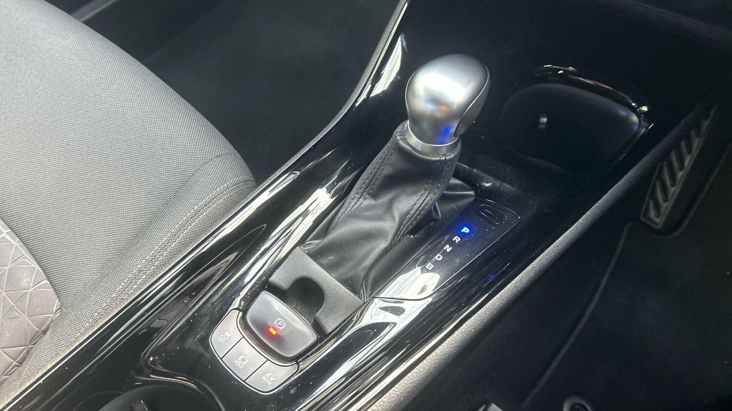 Used Toyota C-HR 2020 for sale - 78019112: Photo 33