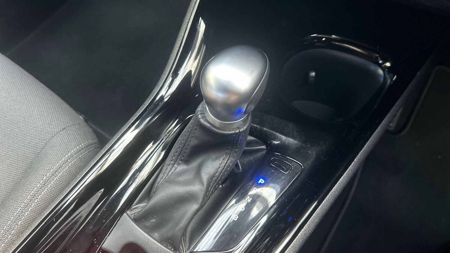 Used Toyota C-HR 2020 for sale - 78019112: Photo 34