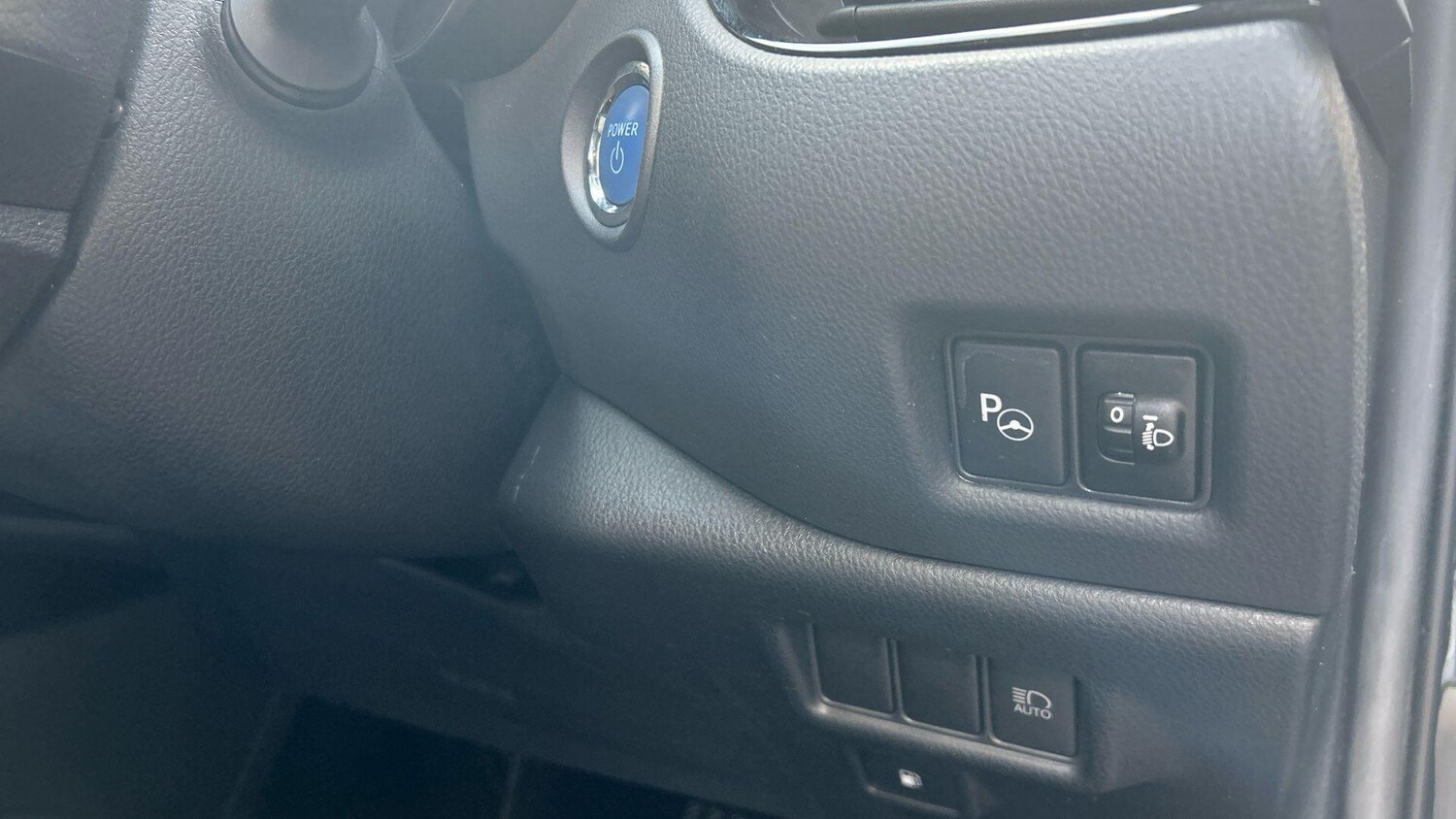 Used Toyota C-HR 2020 for sale - 78019112: Photo 41