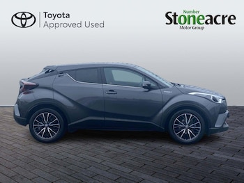 Used Toyota C-HR 2019 for sale - 79062082: Photo