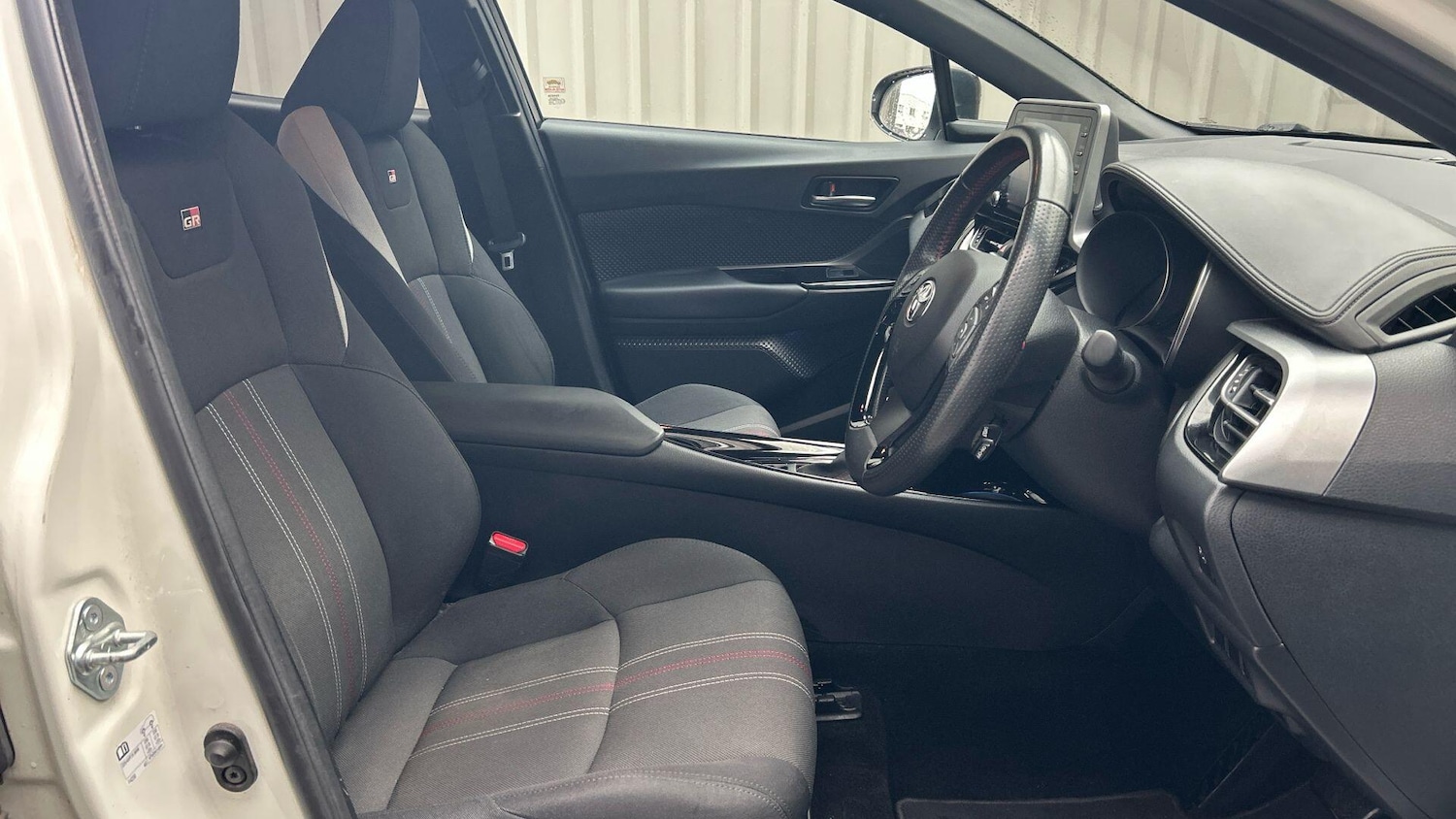 Used Toyota C-HR 2021 for sale - 77155312: Photo 15