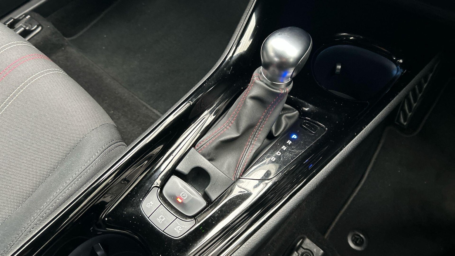 Used Toyota C-HR 2021 for sale - 77155312: Photo 31