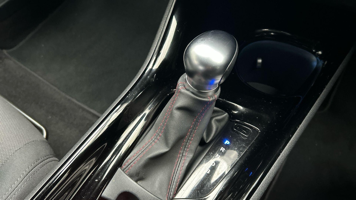 Used Toyota C-HR 2021 for sale - 77155312: Photo 32