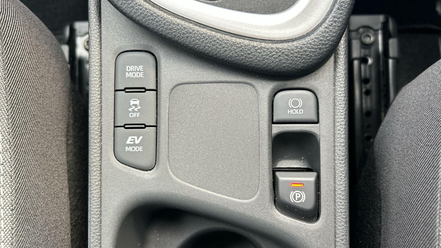 Used Toyota Yaris 2023 for sale - 78048182: Photo 31