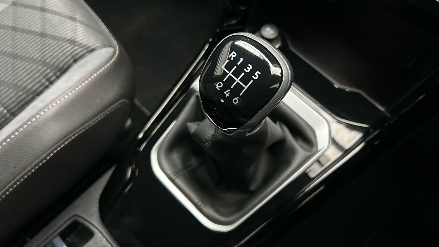 Used Volkswagen T-Roc 2023 for sale - 77574511: Photo 33