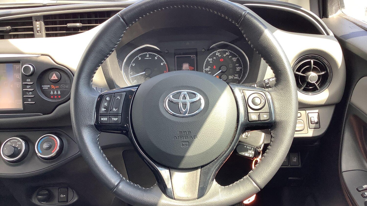 Used Toyota Yaris 2018 for sale - 77497534: Photo 12