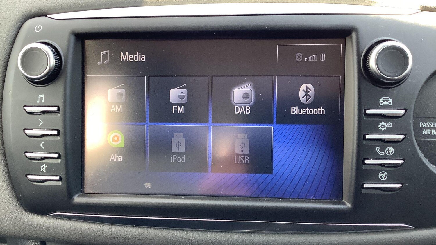 Used Toyota Yaris 2018 for sale - 77497534: Photo 23