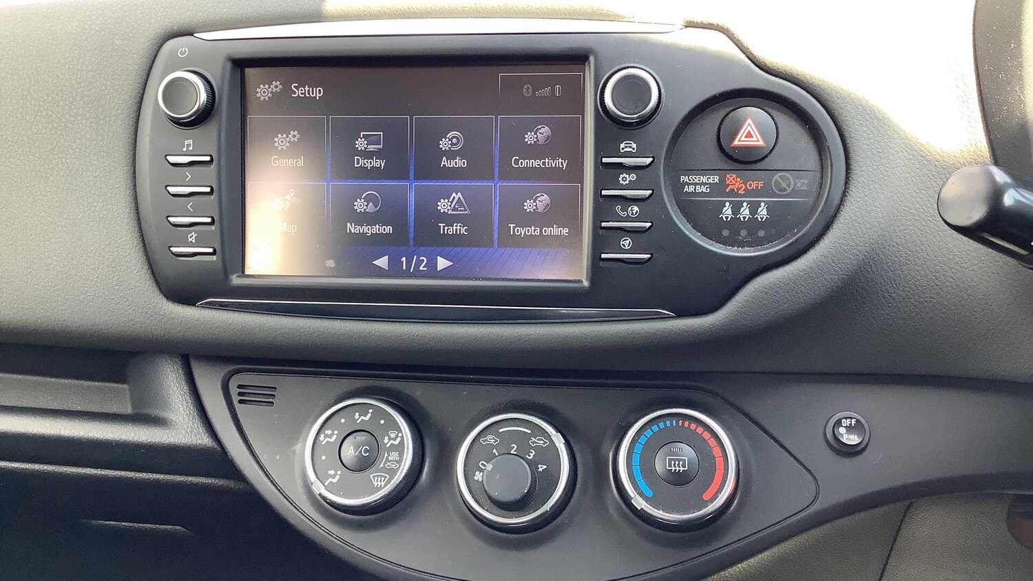 Used Toyota Yaris 2018 for sale - 77497534: Photo 24