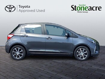 Used Toyota Yaris 2018 for sale - 77497534: Photo