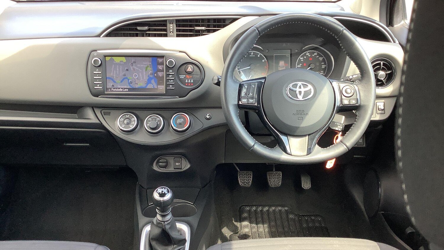 Used Toyota Yaris 2018 for sale - 77497534: Photo 9
