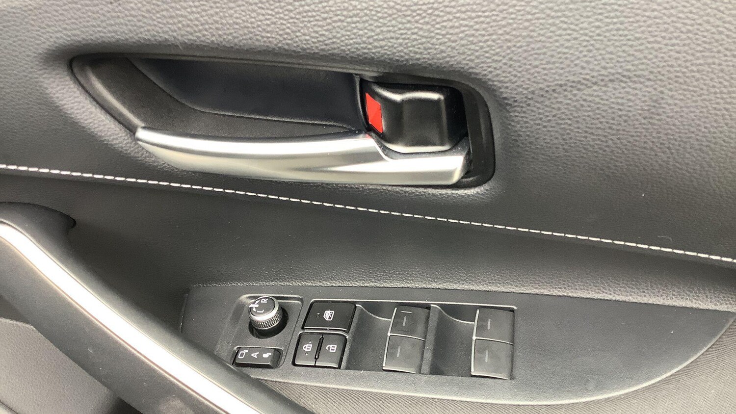 Used Toyota Corolla 2019 for sale - 78019388: Photo 33