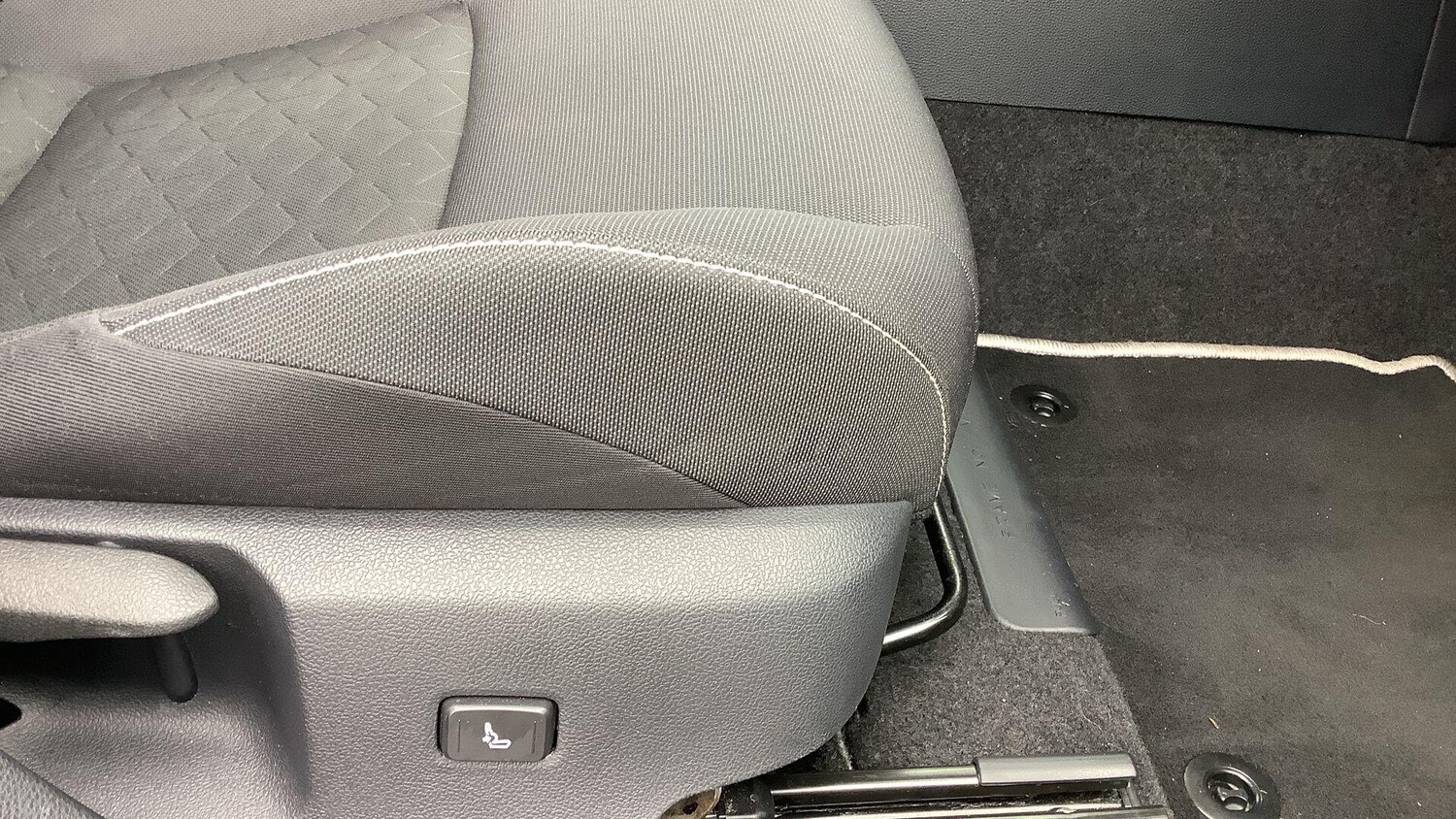 Used Toyota Corolla 2019 for sale - 78019388: Photo 35