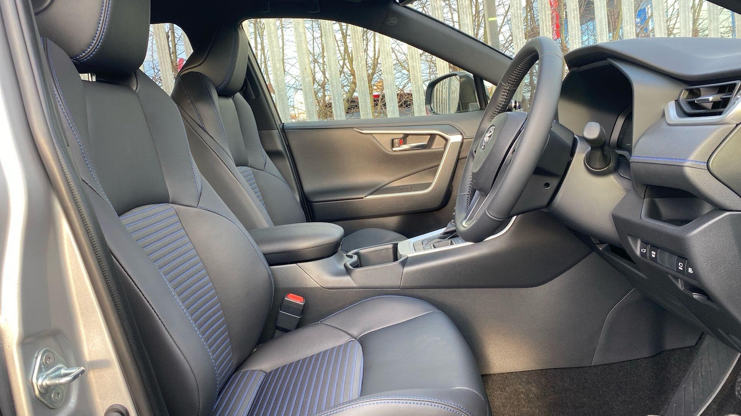 Used Toyota RAV4 for sale - 77016086: Photo 14