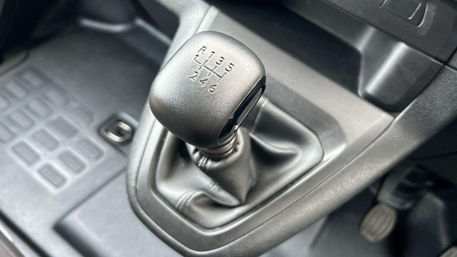 Used Toyota ProAce 2023 for sale - 76424329: Photo 36