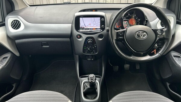 Used Toyota AYGO 2019 for sale - 76084113: Photo 11