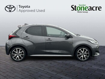Used Toyota Yaris 2021 for sale - 77279732: Photo