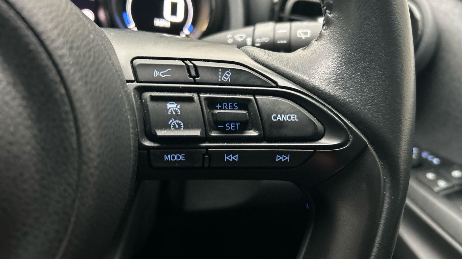 Used Toyota Yaris 2021 for sale - 77279732: Photo 36