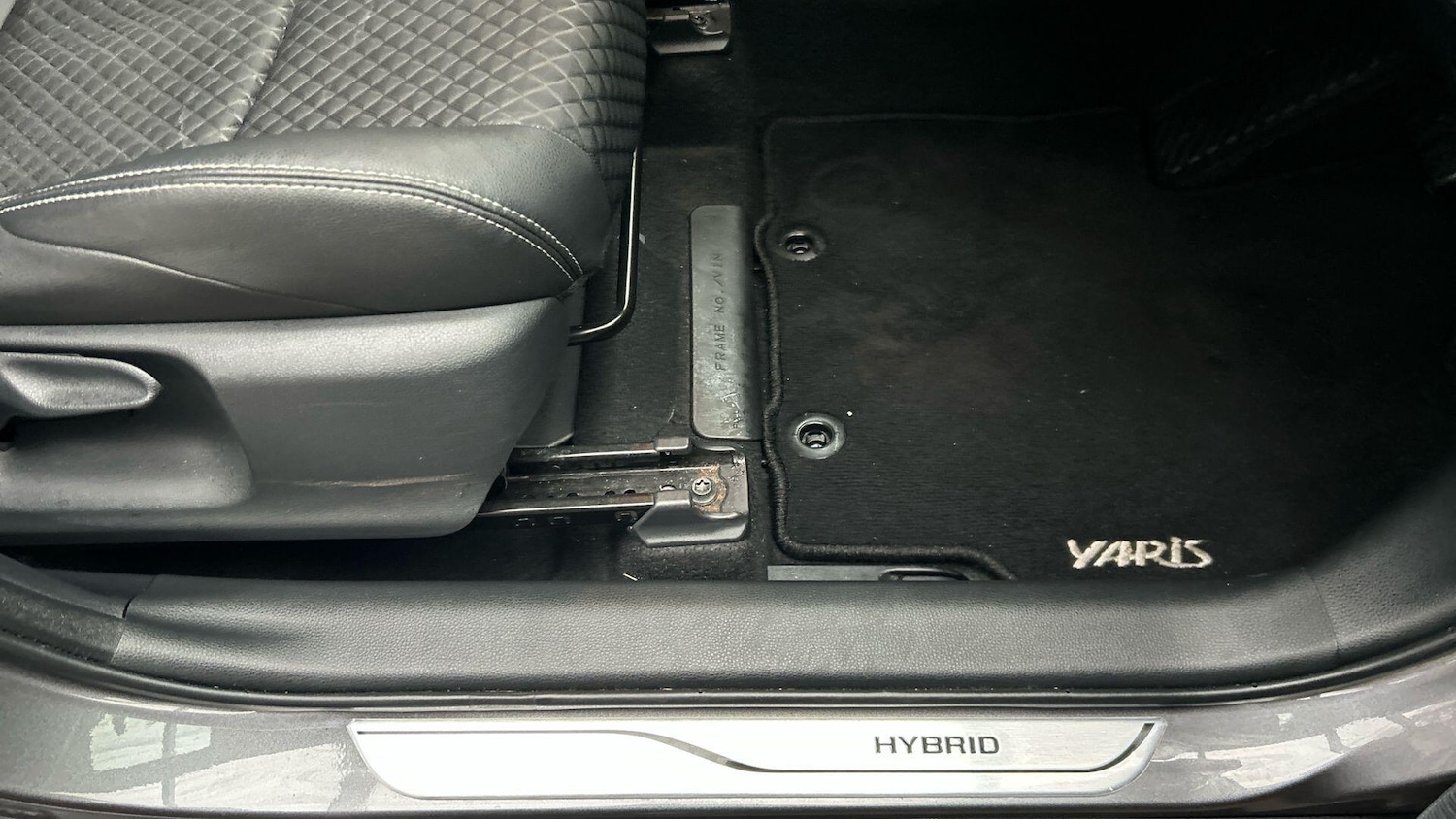 Used Toyota Yaris 2021 for sale - 77279732: Photo 42
