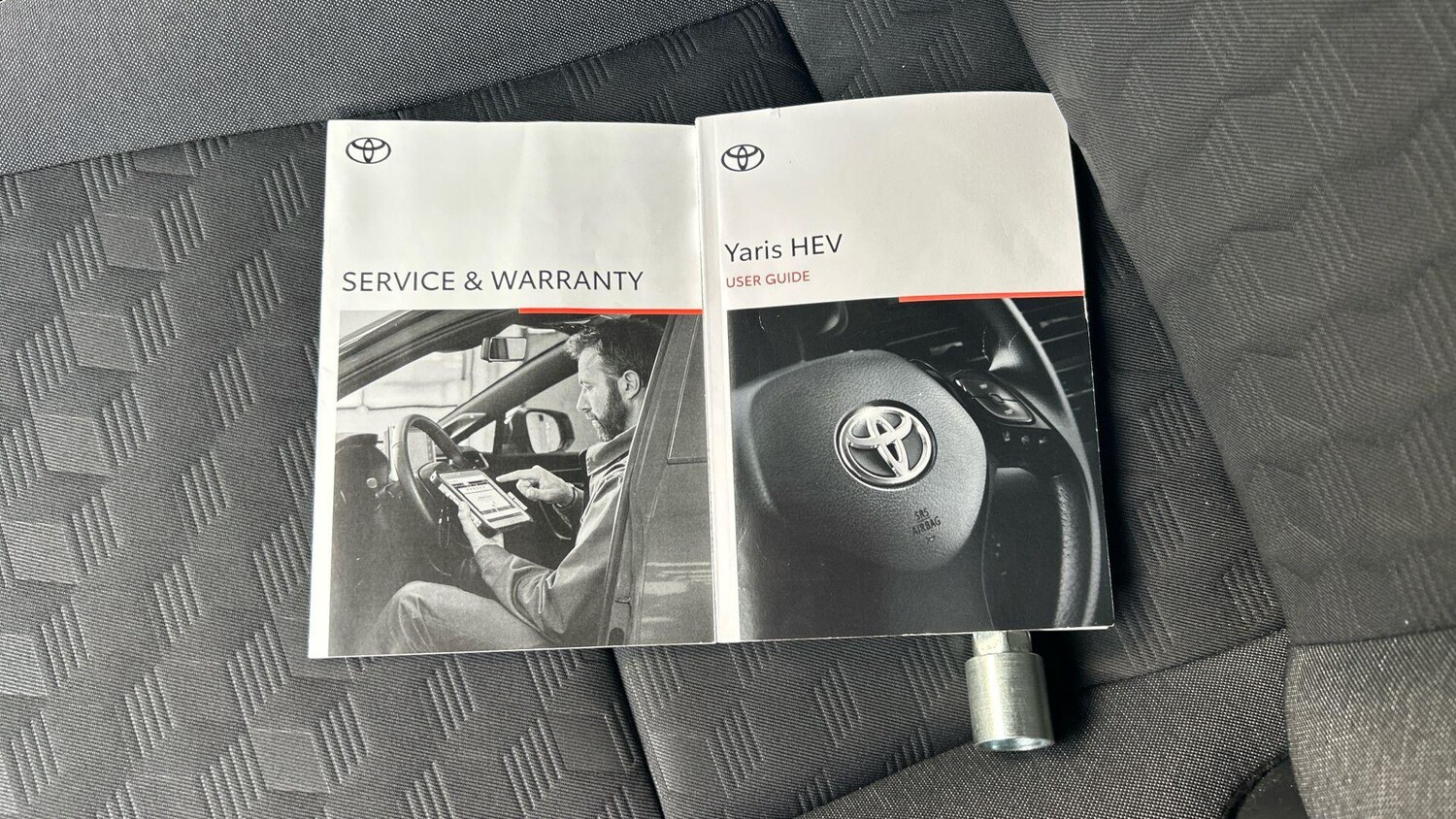 Used Toyota Yaris 2024 for sale - 77940167: Photo 41