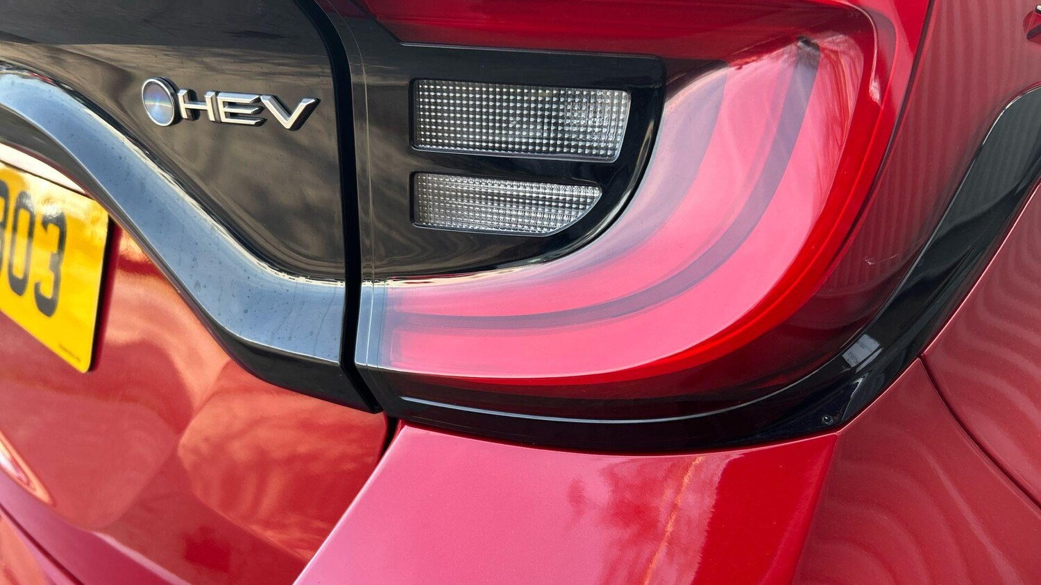 Used Toyota Yaris 2024 for sale - 77940167: Photo 42