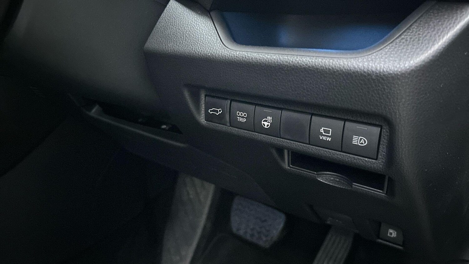 Used Toyota RAV4 2025 for sale - 76802280: Photo 42