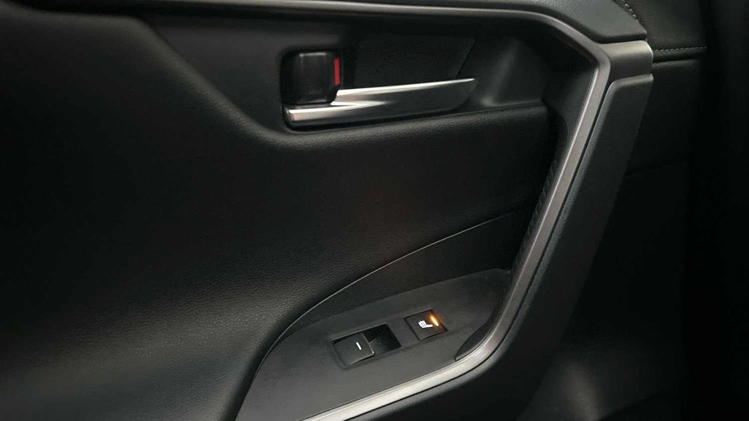 Used Toyota RAV4 2025 for sale - 76802280: Photo 43