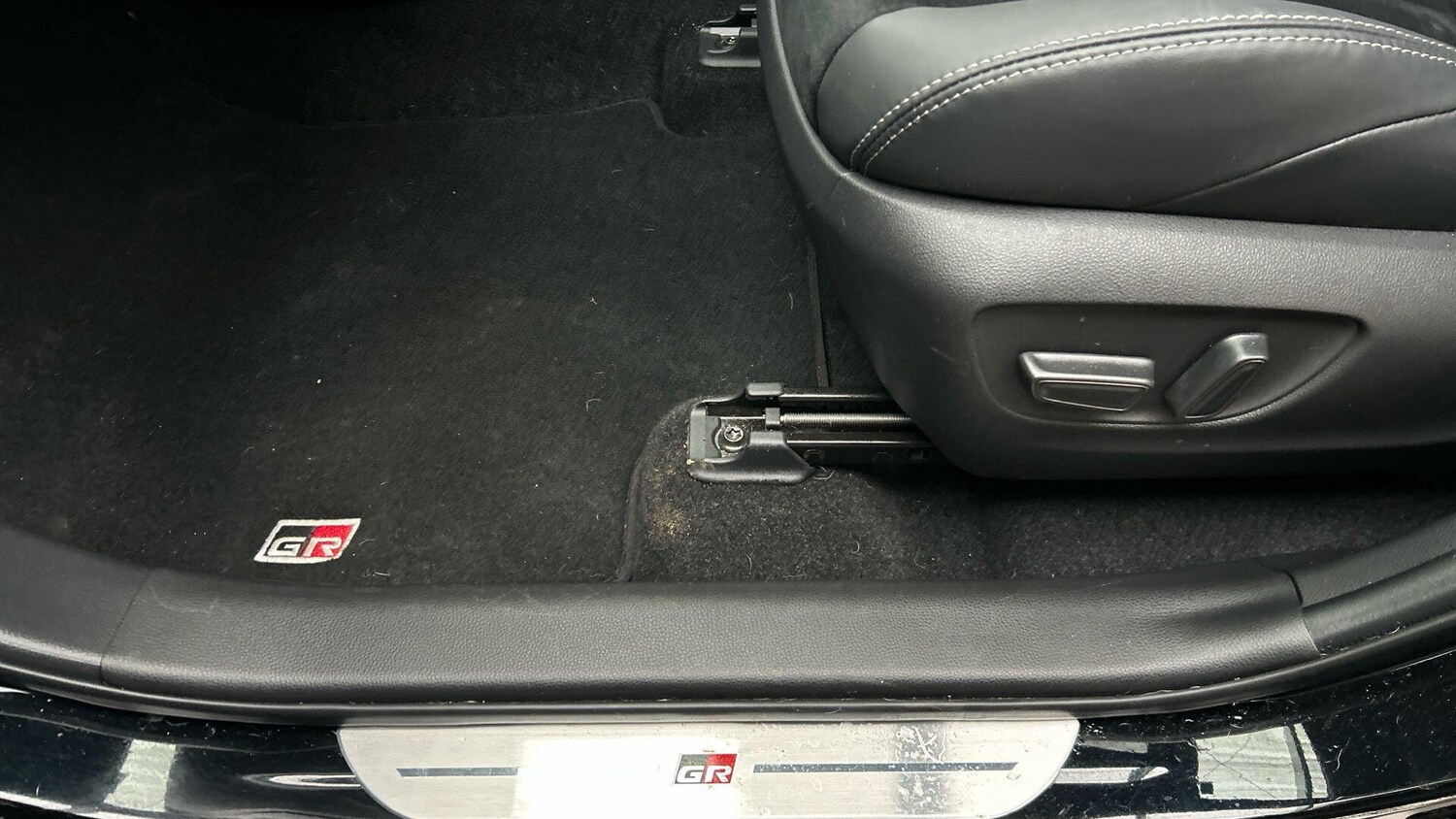 Used Toyota RAV4 2025 for sale - 76802280: Photo 44