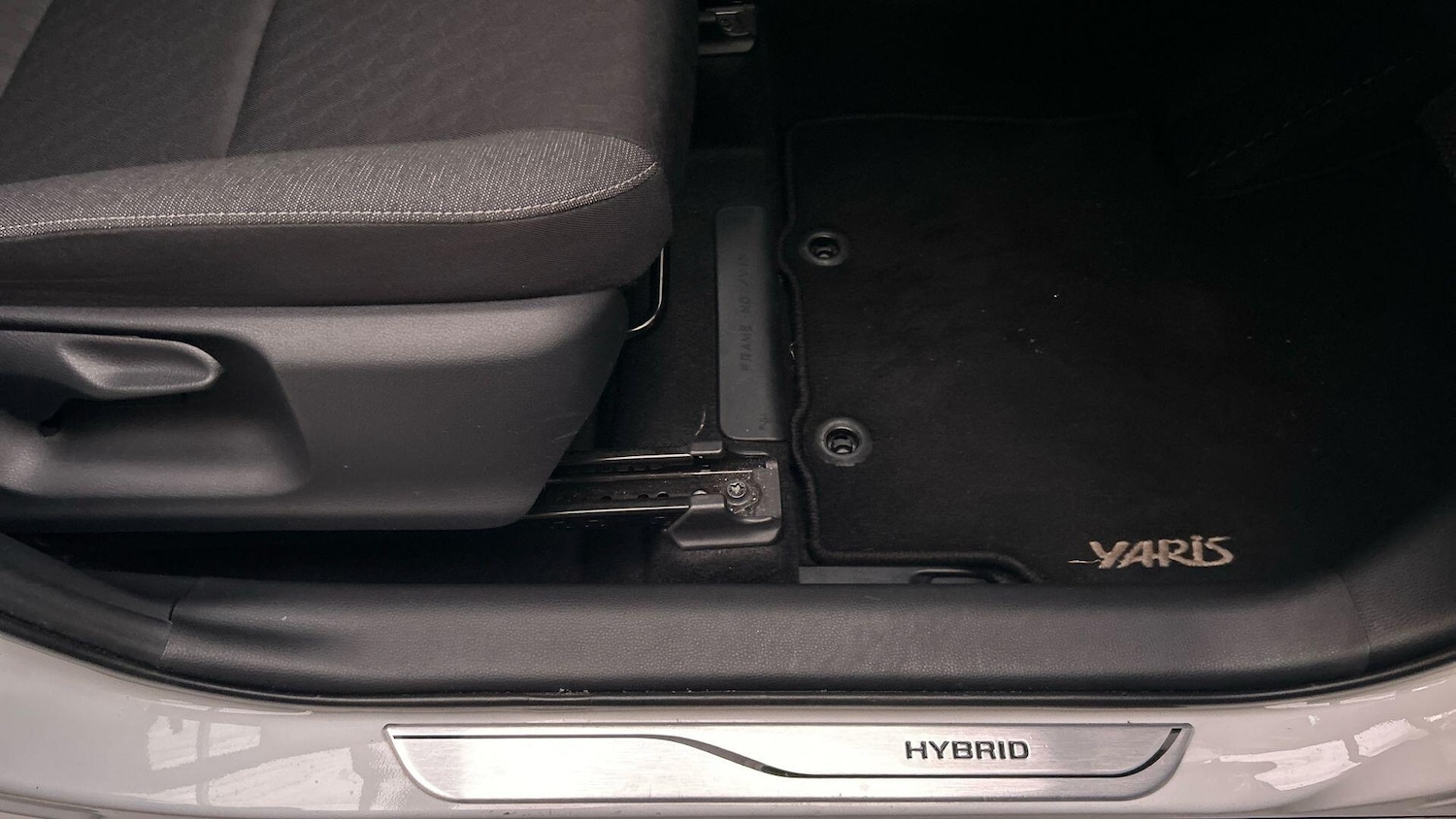 Used Toyota Yaris 2022 for sale - 76912769: Photo 36