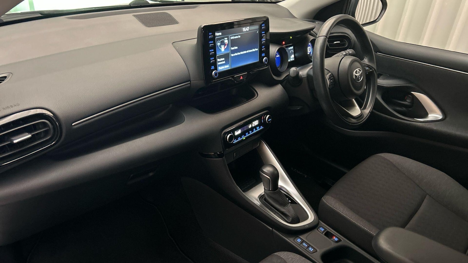 Used Toyota Yaris 2022 for sale - 76912769: Photo 39