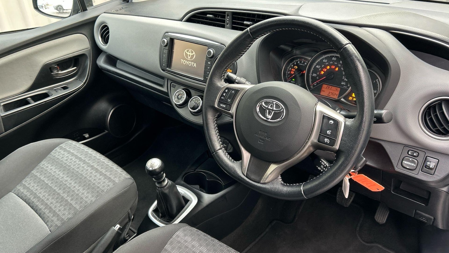 Used Toyota Yaris 2016 for sale - 77783799: Photo 10