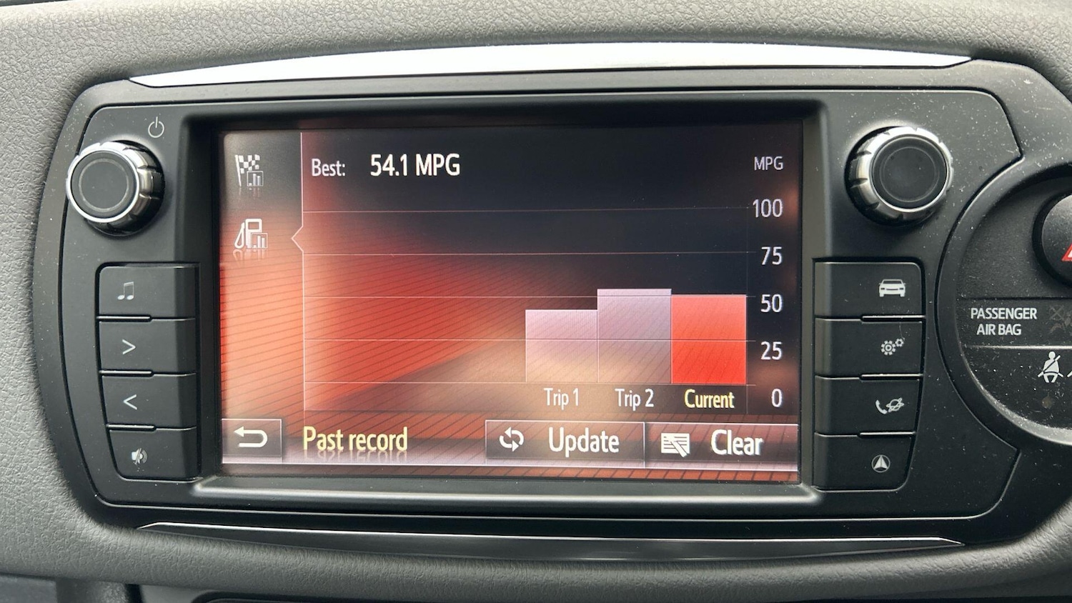 Used Toyota Yaris 2016 for sale - 77783799: Photo 30