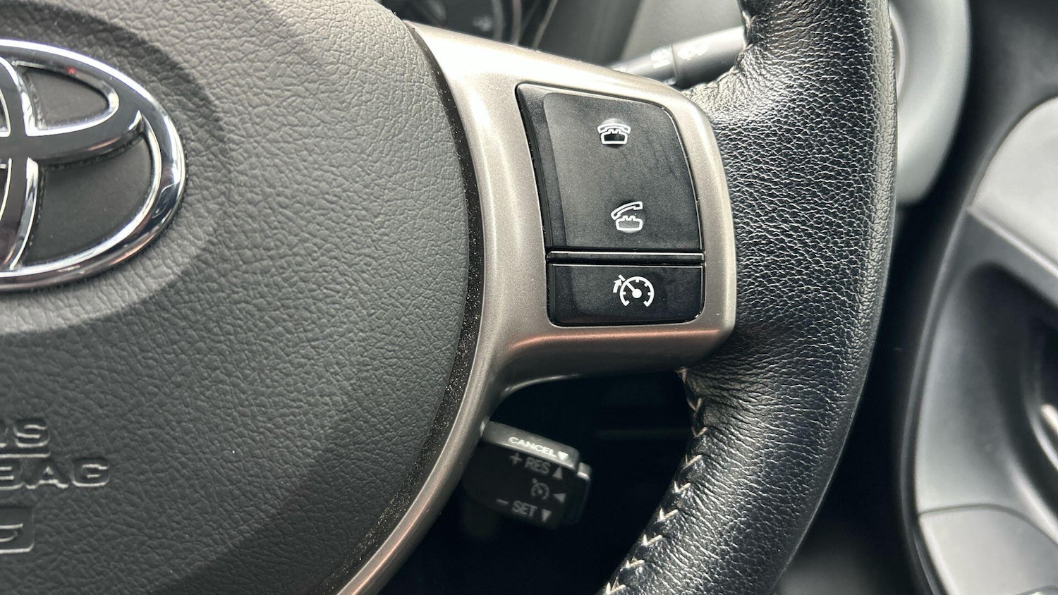 Used Toyota Yaris 2016 for sale - 77783799: Photo 34