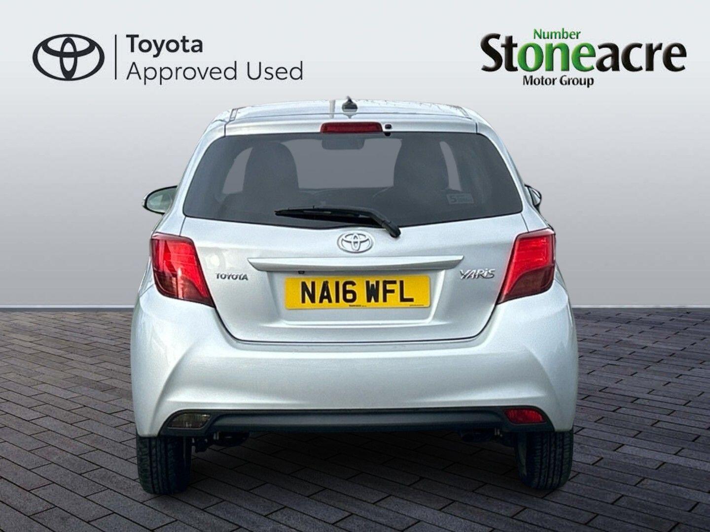 Used Toyota Yaris 2016 for sale - 77783799: Photo 4