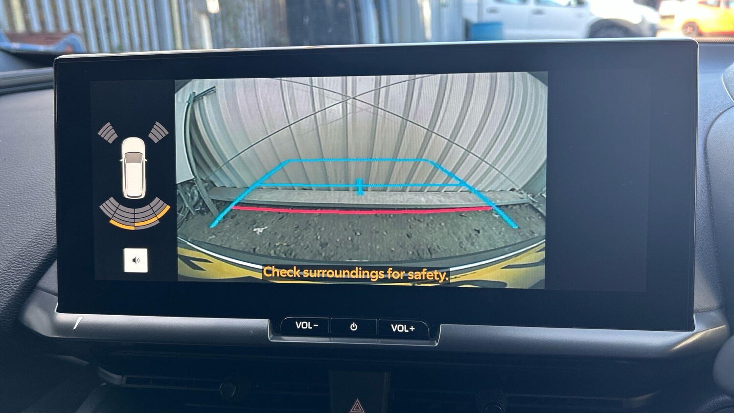 Used Toyota C-HR 2025 for sale - 77753853: Photo 24