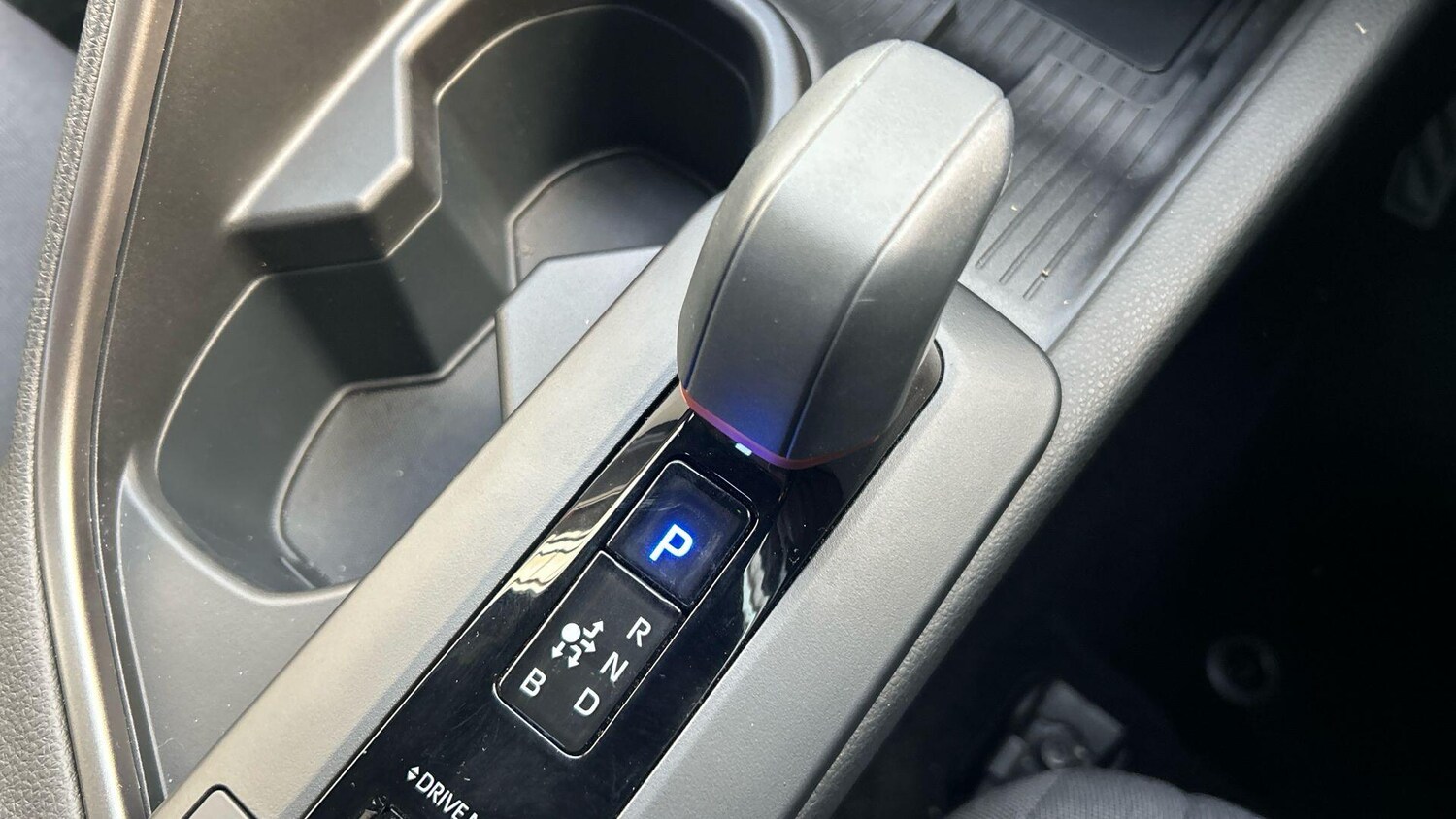 Used Toyota C-HR 2025 for sale - 77753853: Photo 31