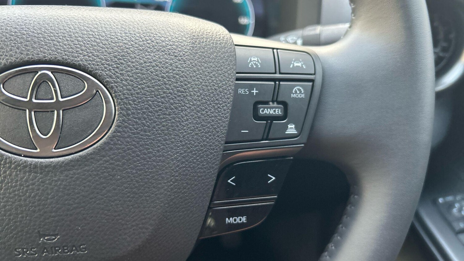 Used Toyota C-HR 2025 for sale - 77753853: Photo 38